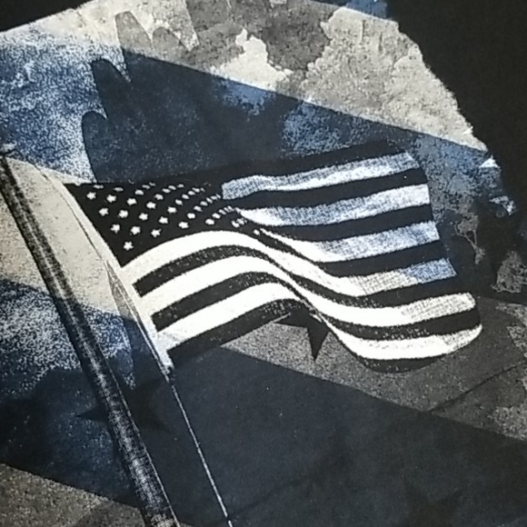 EUC 🔥 Apt 9 Black Flag T - Picture 3 of 5